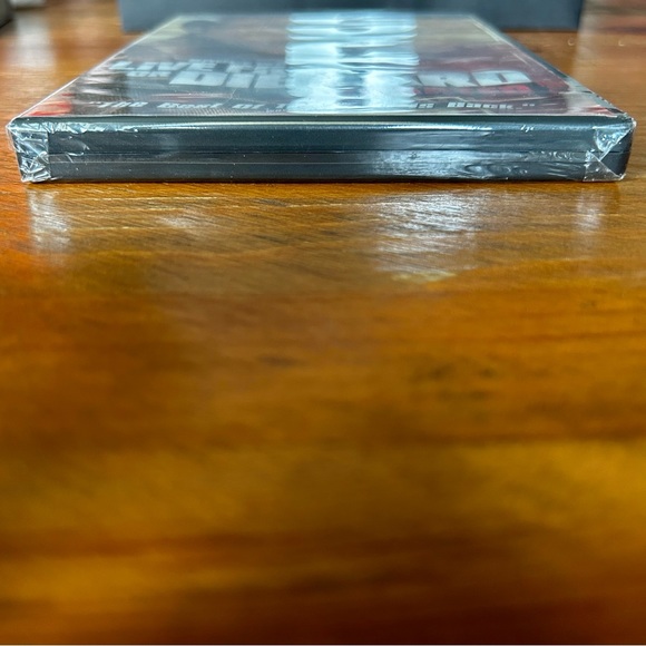 Live Free or Die Hard (DVD, 2007, Widescreen Edition) Unrated Version - Picture 3 of 4